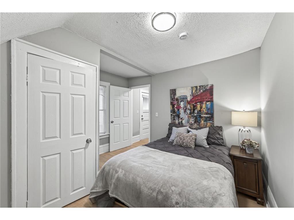 2219 29th Avenue N Minneapolis MN 55411 7069635 image23