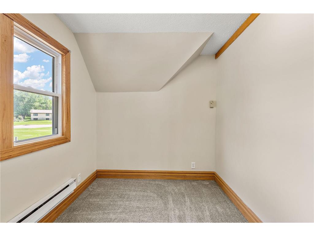 2219 Eldridge Avenue E North Saint Paul MN 55109 7086653 image21