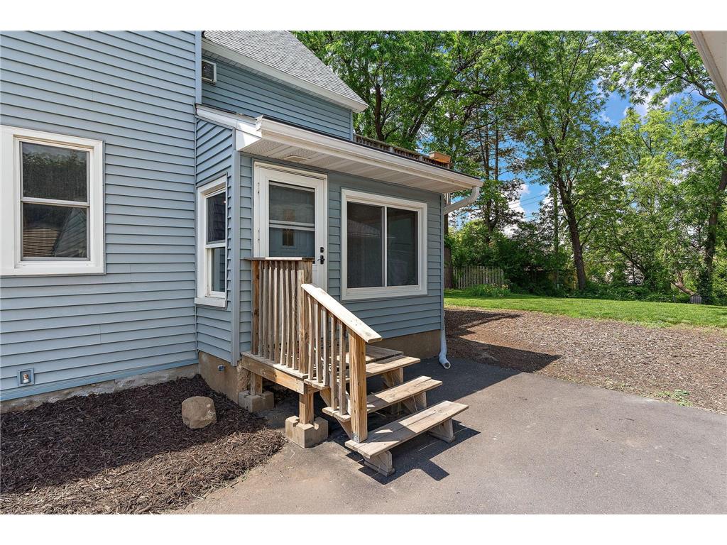 2219 Eldridge Avenue E North Saint Paul MN 55109 7086653 image26