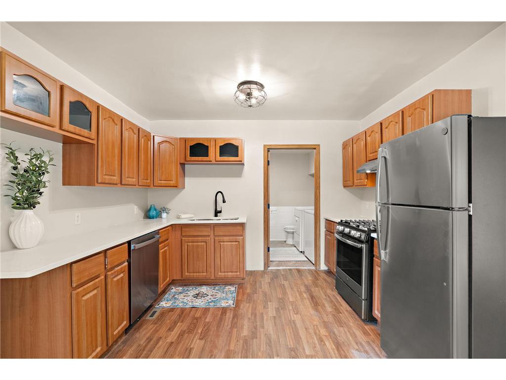 2219 Eldridge Avenue E North Saint Paul MN 55109 7086653 image5