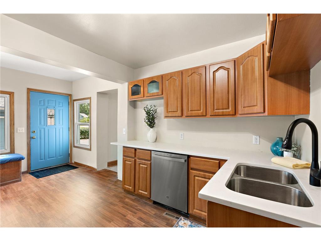 2219 Eldridge Avenue E North Saint Paul MN 55109 7086653 image6
