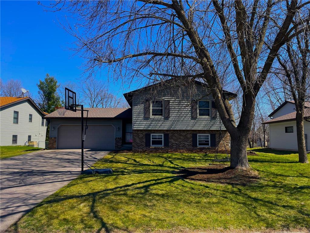 2219 Helena Avenue N Oakdale MN 55128 6519425 image1
