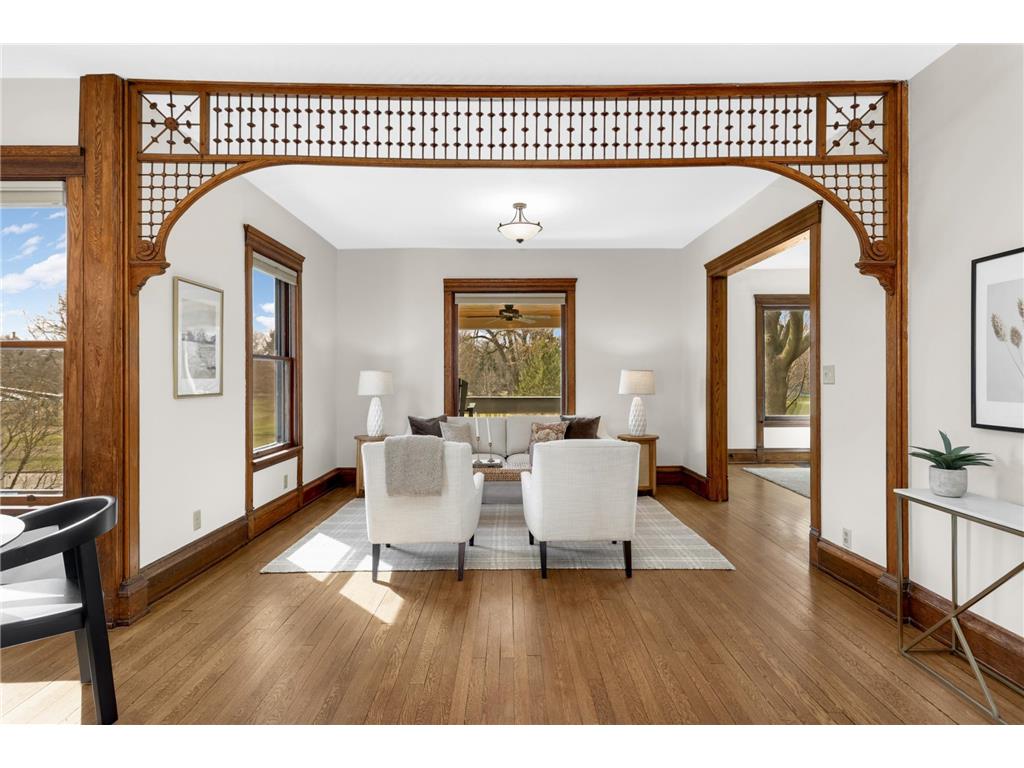 2219 Knapp Street Saint Paul MN 55108 7051852 image2