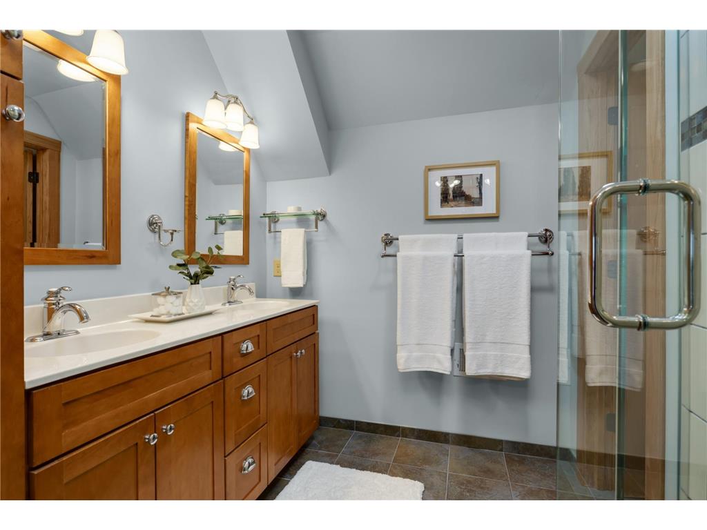 2219 Knapp Street Saint Paul MN 55108 7051852 image26