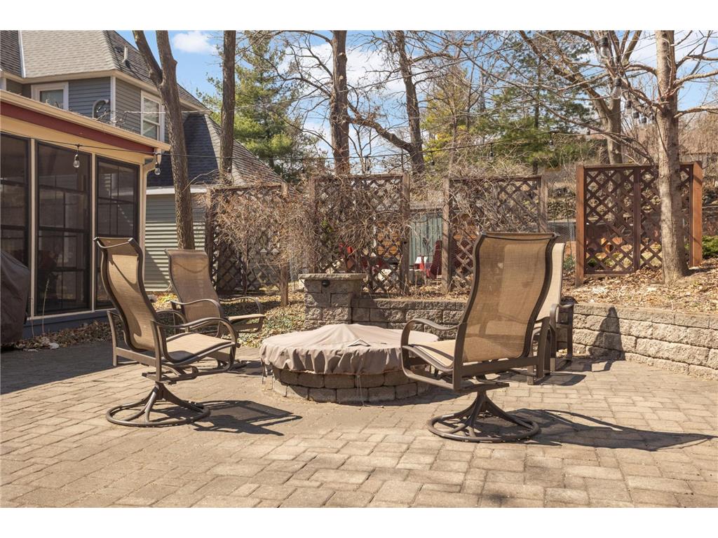2219 Knapp Street Saint Paul MN 55108 7051852 image42