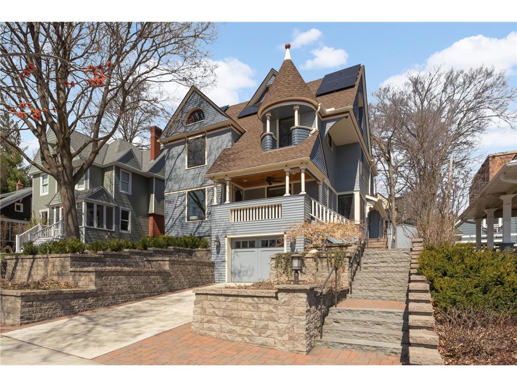 2219 Knapp Street Saint Paul MN 55108 7051852 image49