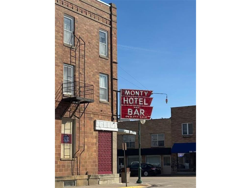 222 1st Street S Montgomery MN 56069 7039594 image2
