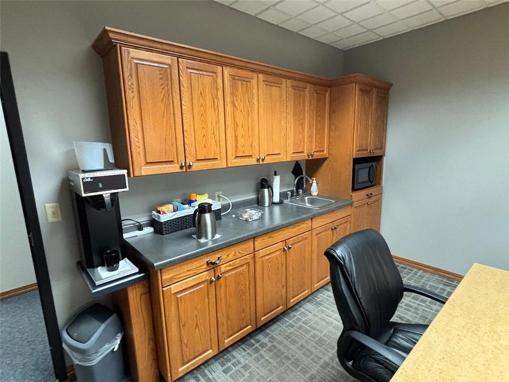 222-2 20th Street SE Willmar MN 56201 6823155 image10