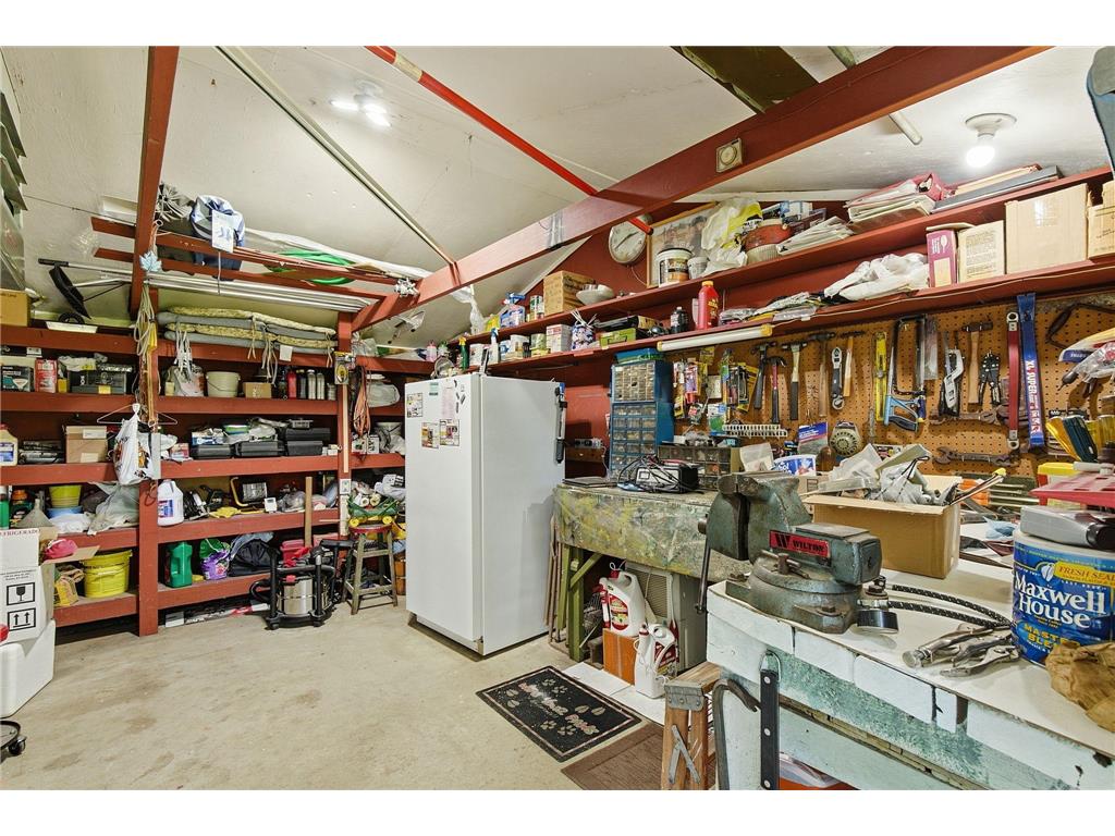 222 3rd Street Kenyon MN 55946 7071083 image16