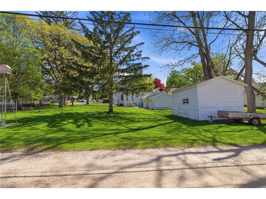 222 3rd Street Kenyon MN 55946 7071083 image21