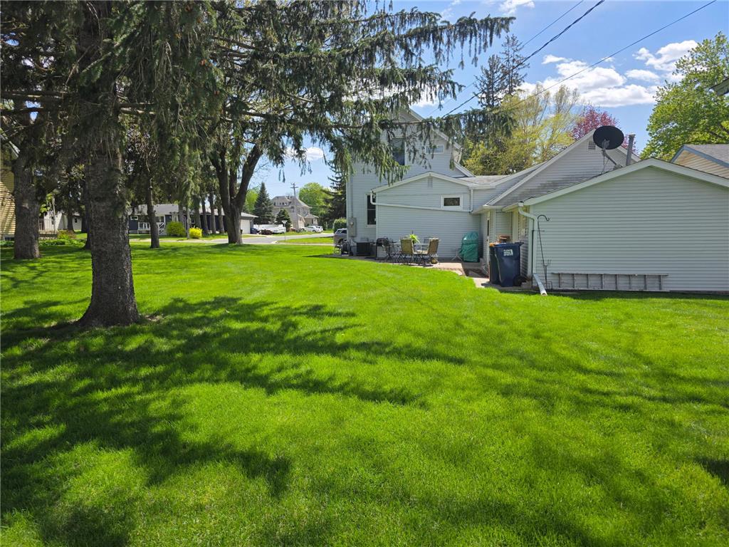 222 3rd Street Kenyon MN 55946 7071083 image22