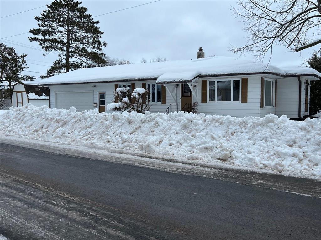 222 Balsam Street Spooner WI 54801 6327004 image1