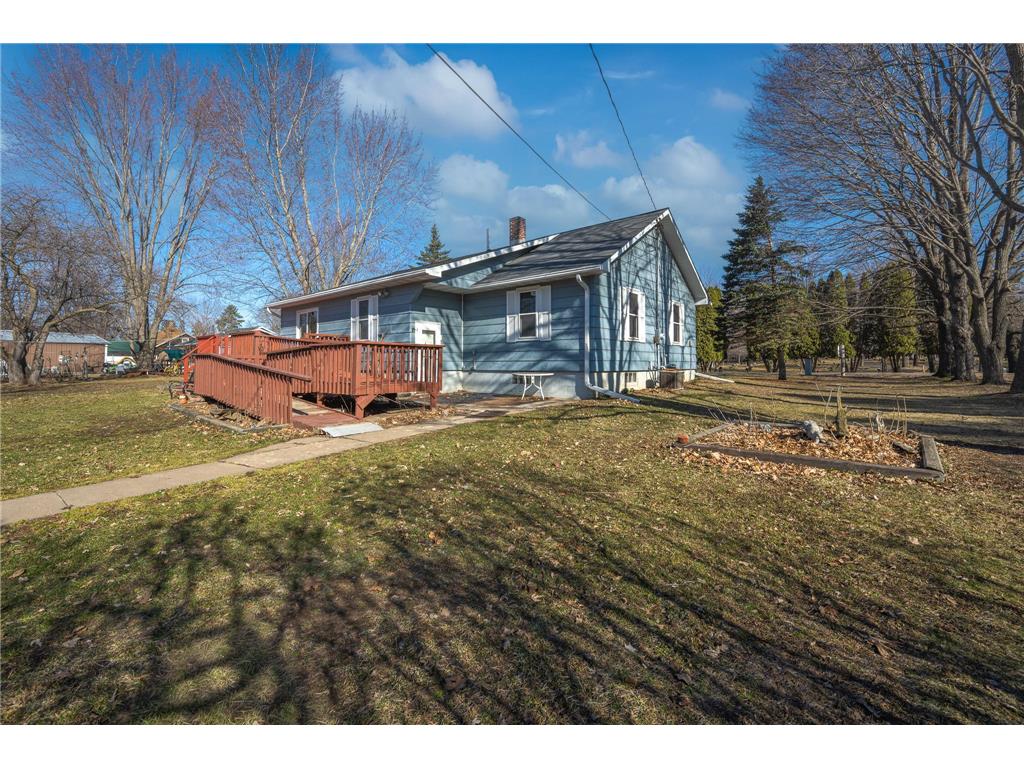 222 Central Street Amery WI 54001 7043219 image1