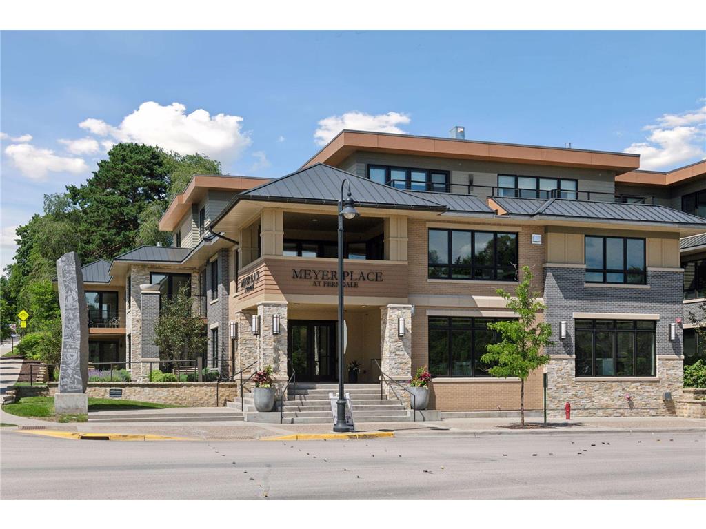 222 Ferndale Road S #303 Wayzata MN 55391 6746501 image1