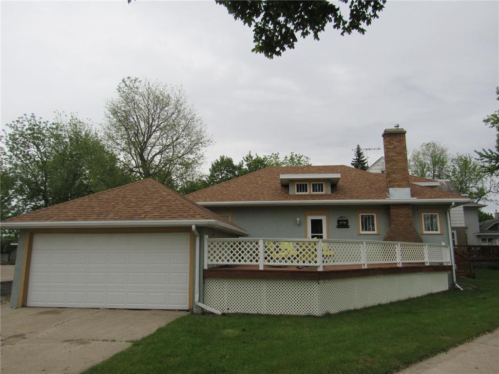 222 Lake Street, Worthington, MN 56187 MLS 6213460 Edina Realty