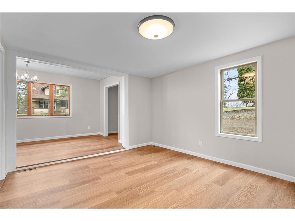 222 S East Avenue Dresser WI 54009 7053940 image11