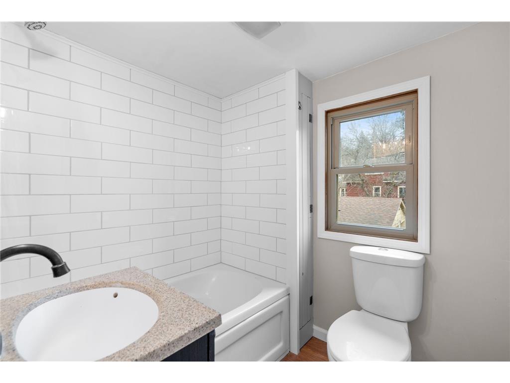 222 S East Avenue Dresser WI 54009 7053940 image15