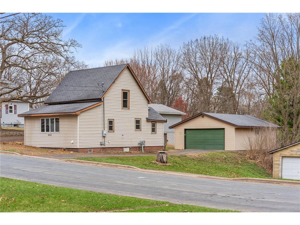 222 S East Avenue Dresser WI 54009 7053940 image2