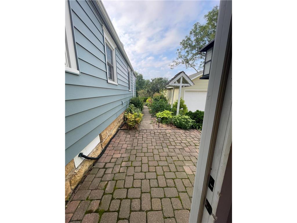 222 W Pleasant Street Mankato MN 56001 6773908 image62