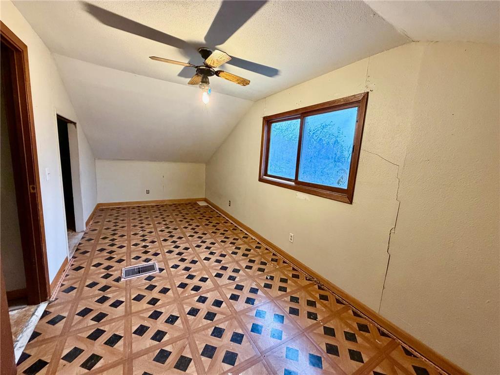 222 W Woodrow Street Grygla MN 56727 6819019 image10