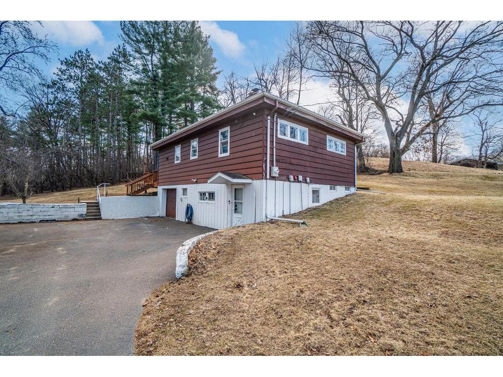 2220 5th Street E Menomonie WI 54751 6693140 image1