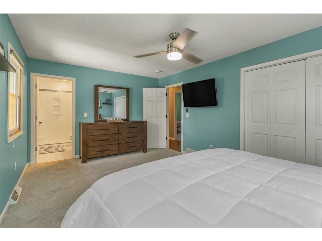 2220 Bossard Drive Roseville MN 55113 7040534 image18