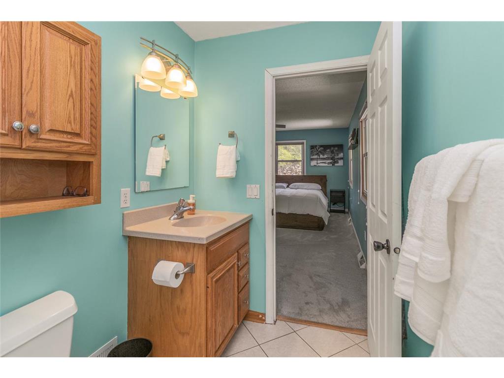 2220 Bossard Drive Roseville MN 55113 7040534 image21