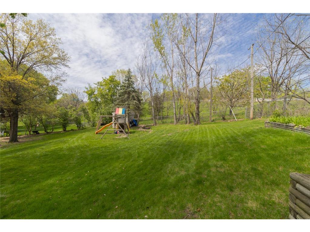 2220 Bossard Drive Roseville MN 55113 7040534 image39