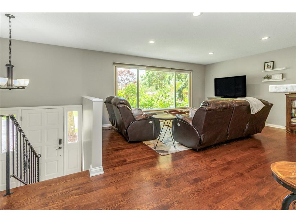 2220 Bossard Drive Roseville MN 55113 7040534 image5