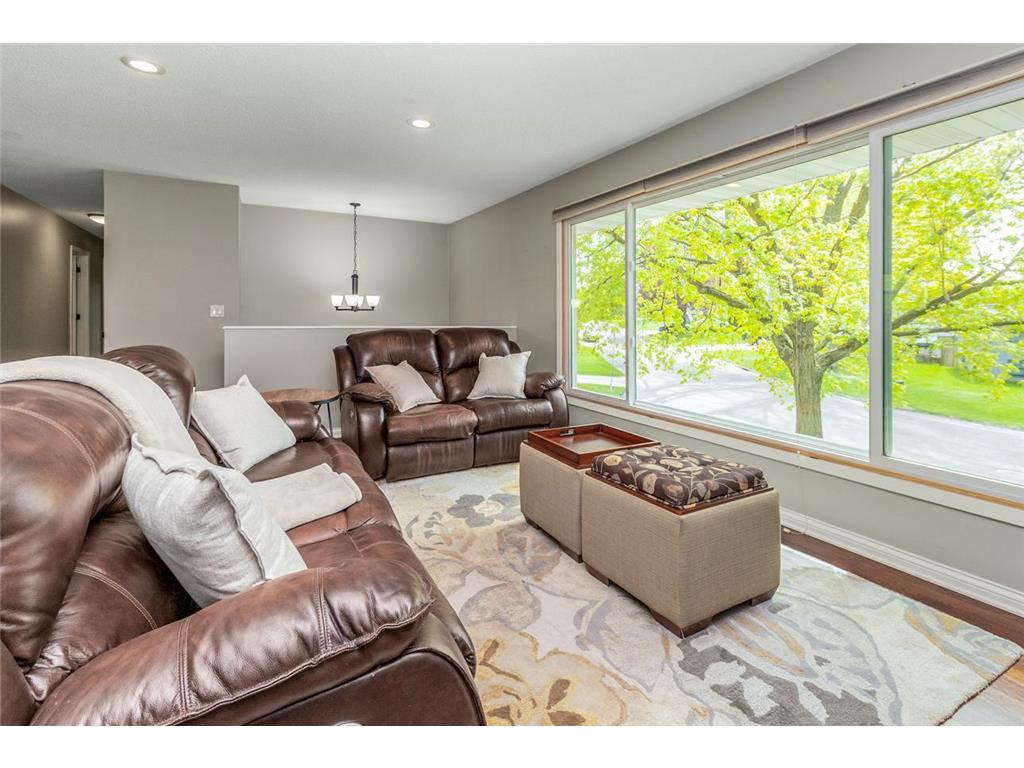 2220 Bossard Drive Roseville MN 55113 7040534 image6