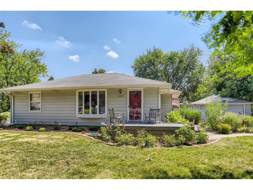 2220 Merrill Street, Roseville, MN 55113 MLS 6158928 Edina Realty