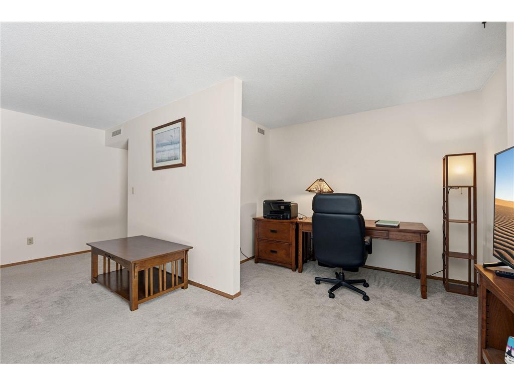 2220 Midland Grove Road #112 Roseville MN 55113 7011644 image7