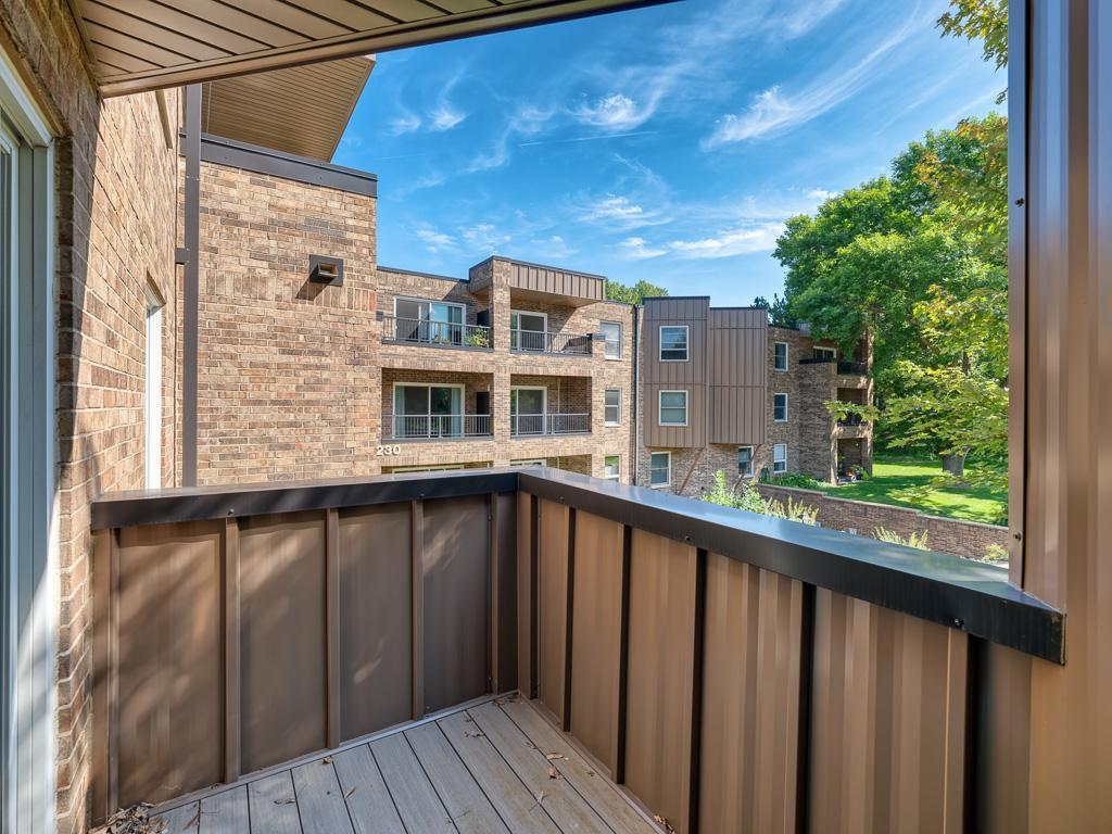 2220 Midland Grove Road #202 Roseville MN 55113 7027369 image13