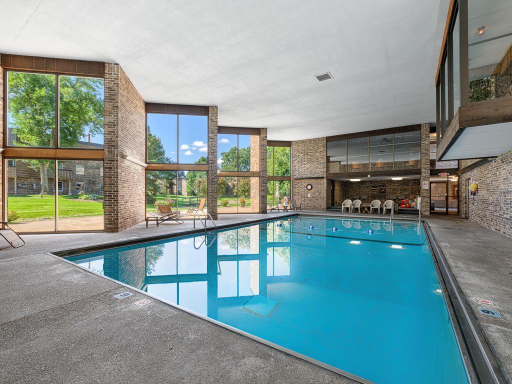 2220 Midland Grove Road #202 Roseville MN 55113 7027369 image19