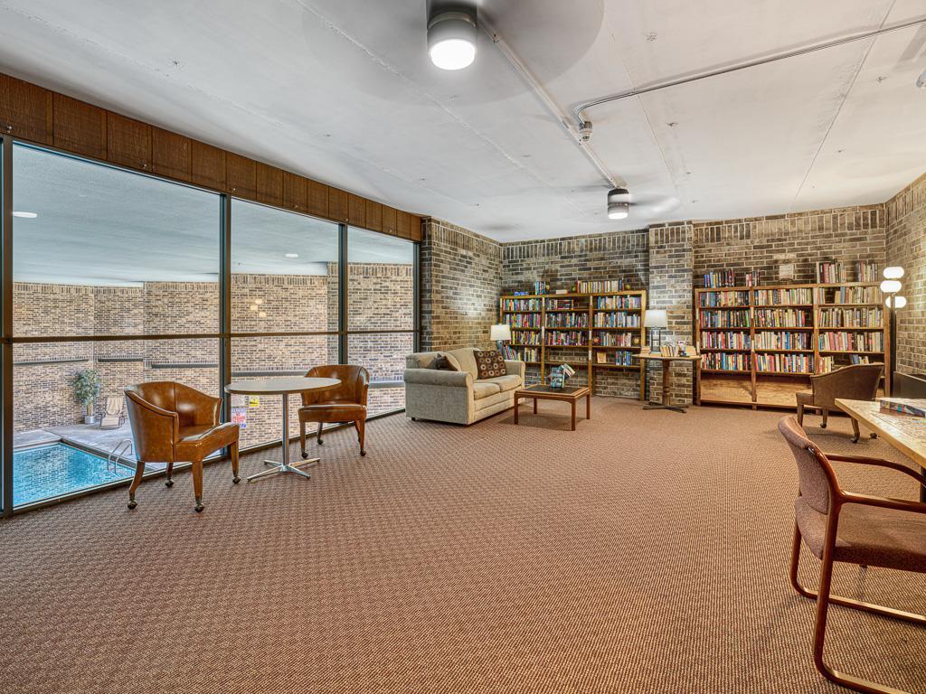 2220 Midland Grove Road #202 Roseville MN 55113 7027369 image22