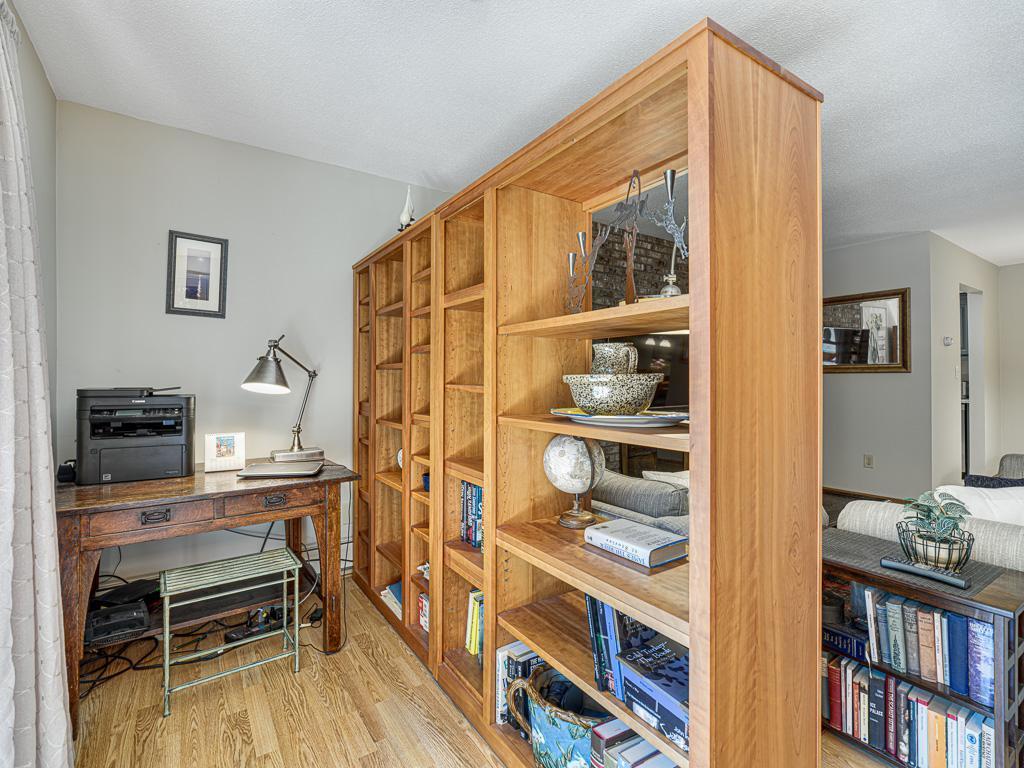 2220 Midland Grove Road #202 Roseville MN 55113 7027369 image6