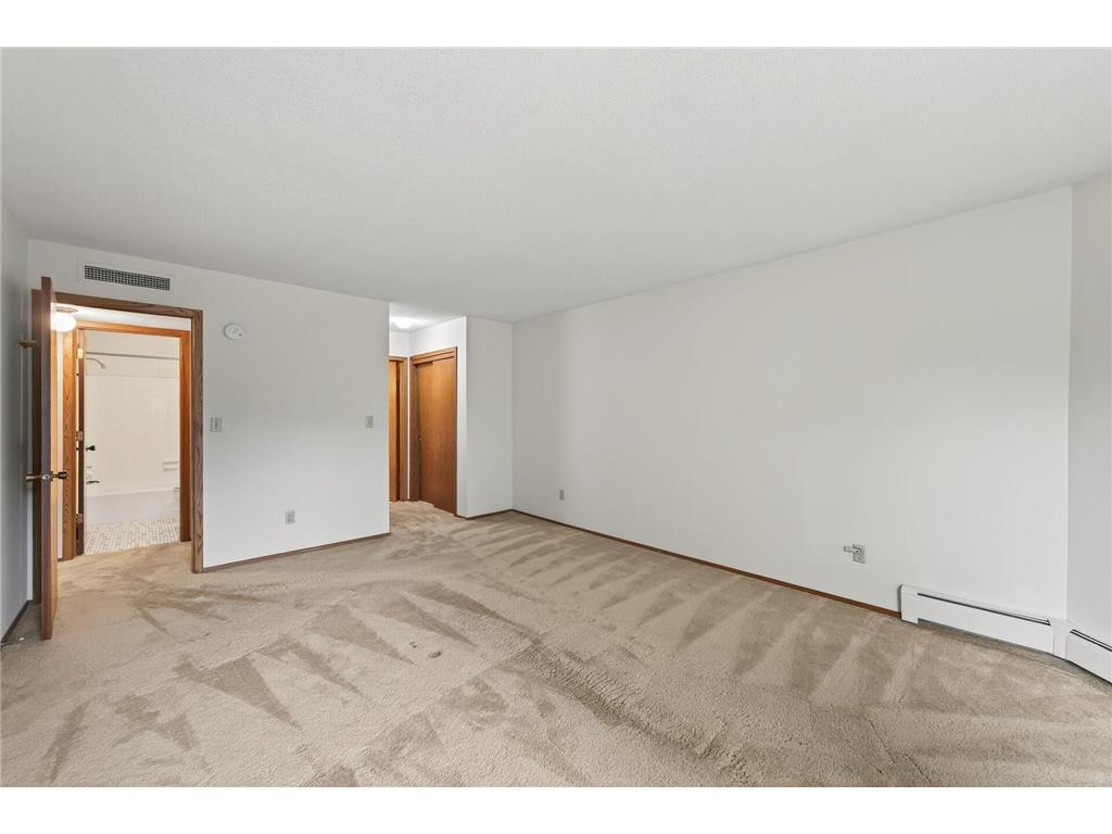 2220 Midland Grove Road #304 Roseville MN 55113 6759920 image15