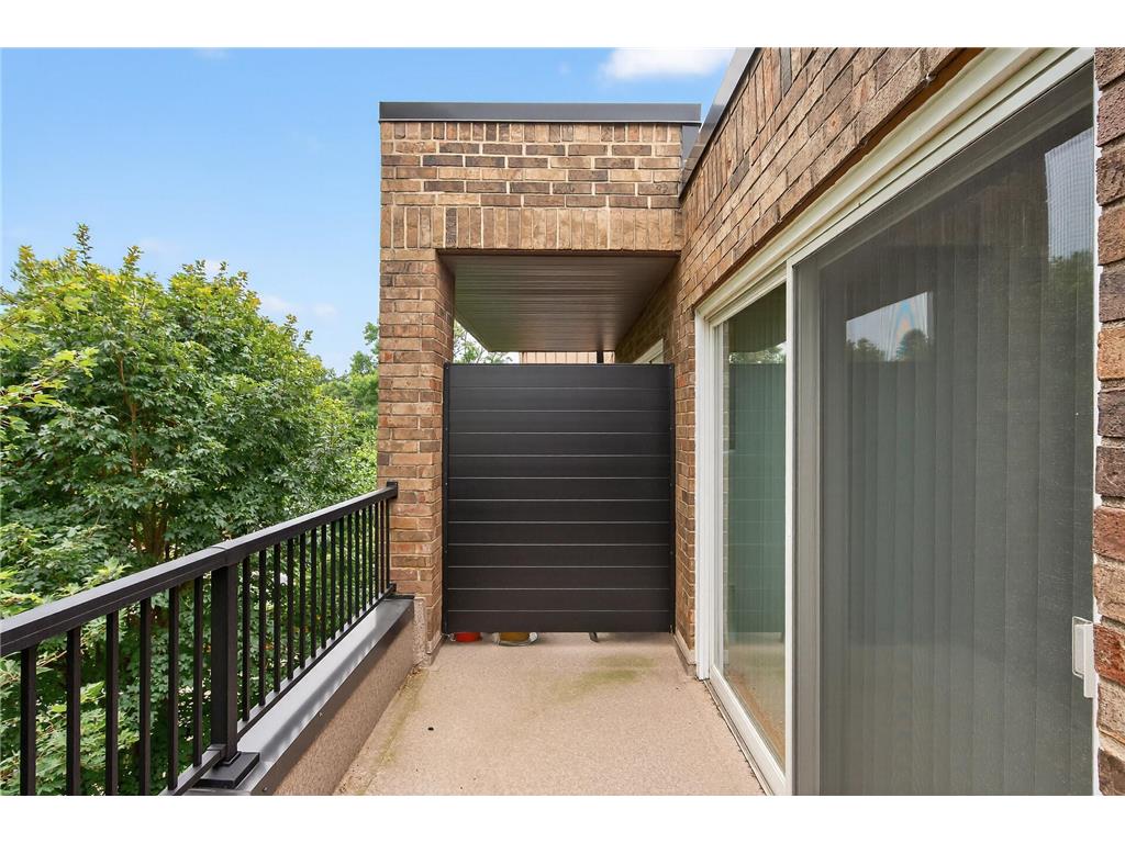 2220 Midland Grove Road #304 Roseville MN 55113 6759920 image21