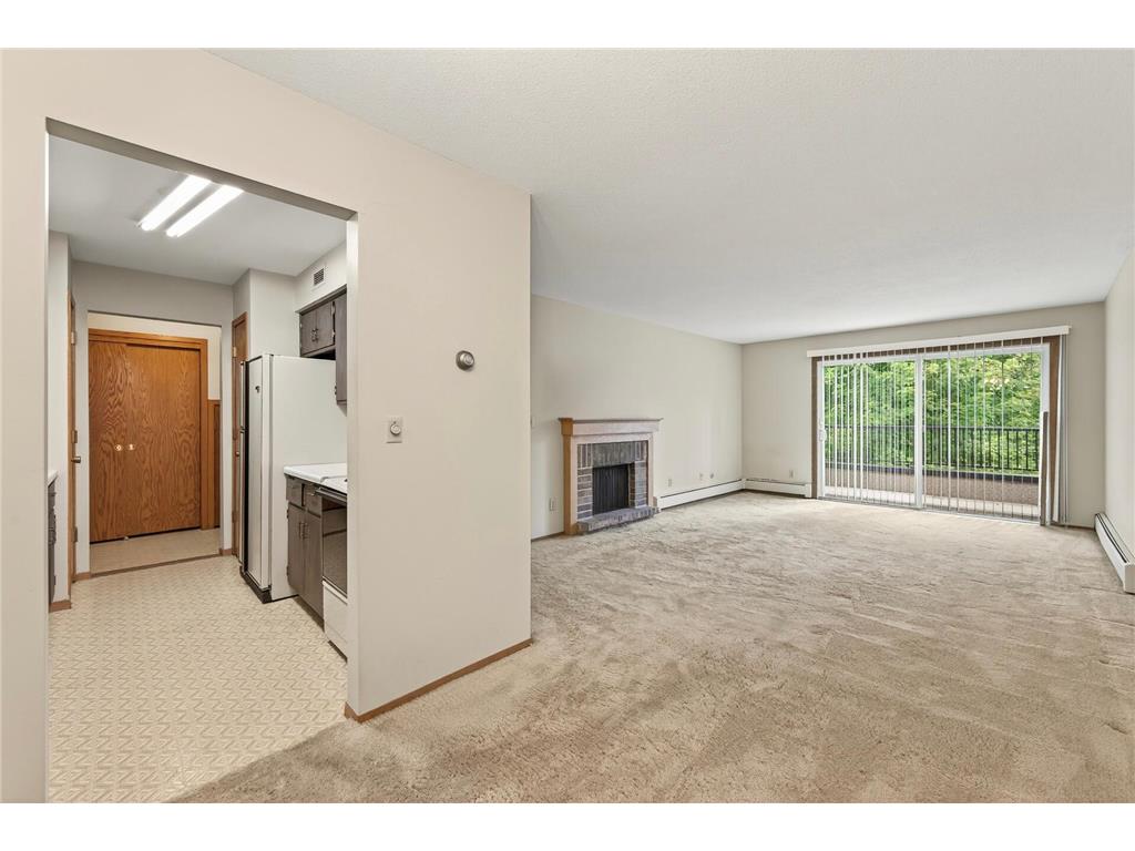 2220 Midland Grove Road #304 Roseville MN 55113 6759920 image6