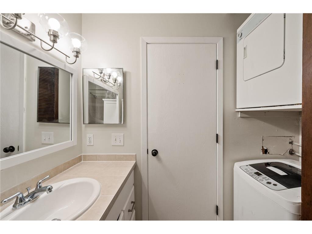 2220 Ridge Drive #16 Saint Louis Park MN 55416 7068555 image18