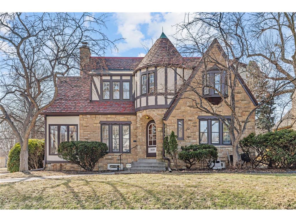 2220 Saint Anthony Parkway Minneapolis MN 55418 7033225 image2