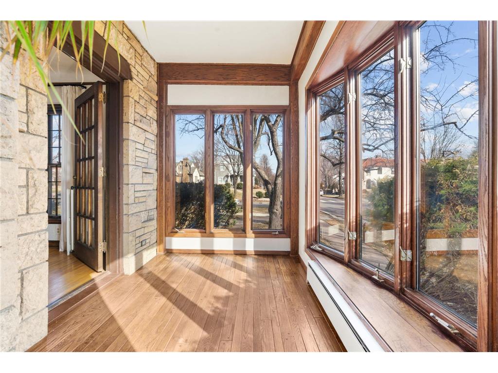 2220 Saint Anthony Parkway Minneapolis MN 55418 7033225 image20