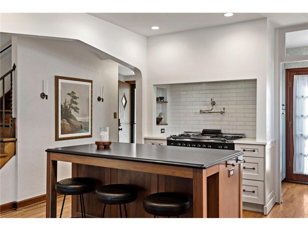 2220 Saint Anthony Parkway Minneapolis MN 55418 7033225 image27