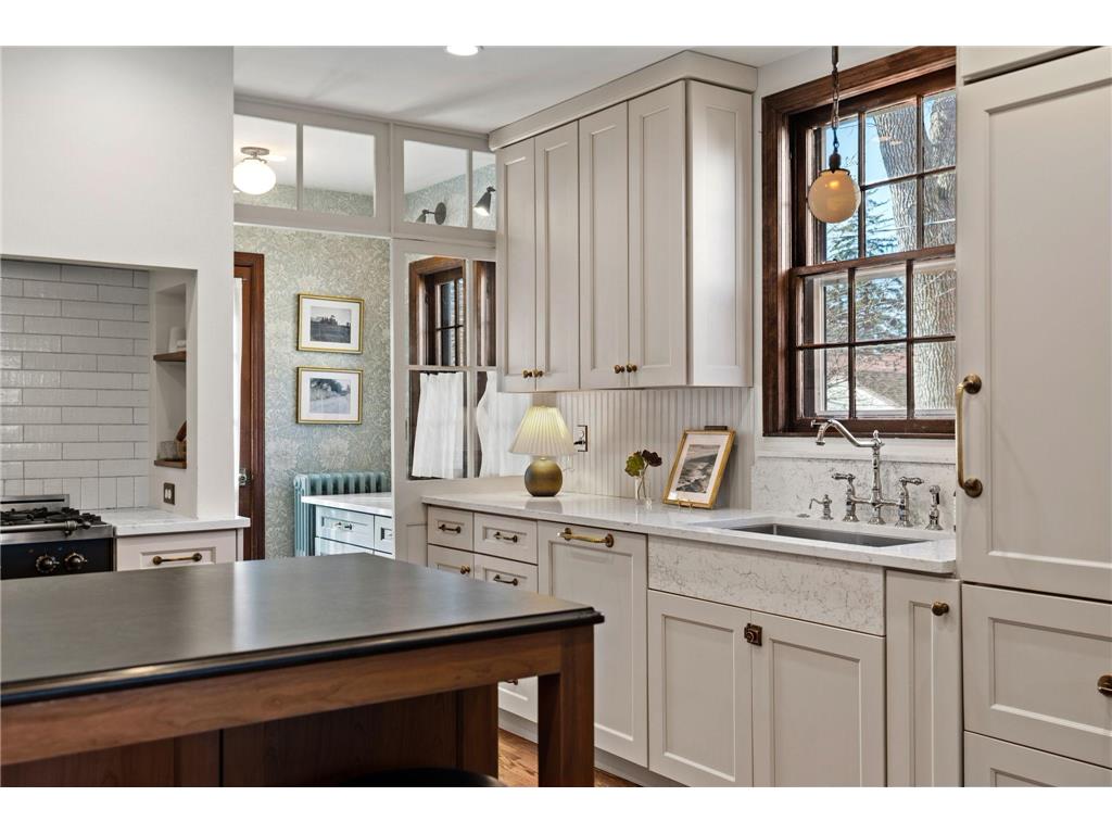 2220 Saint Anthony Parkway Minneapolis MN 55418 7033225 image28