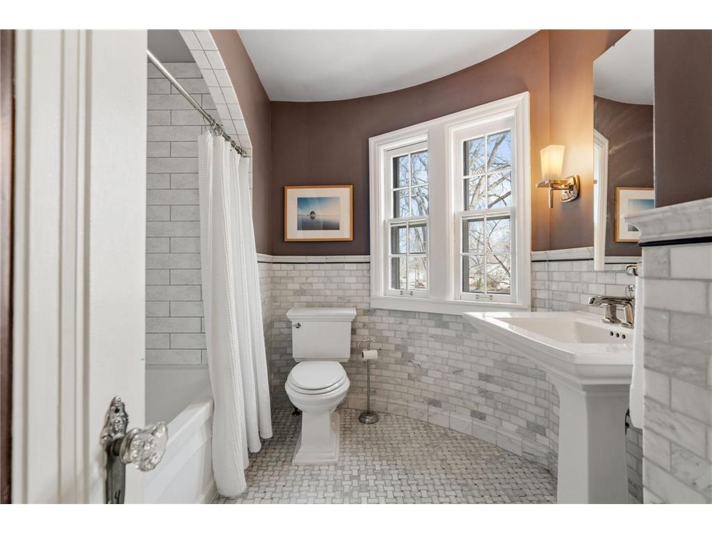 2220 Saint Anthony Parkway Minneapolis MN 55418 7033225 image62