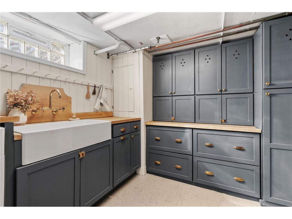 2220 Saint Anthony Parkway Minneapolis MN 55418 7033225 image80