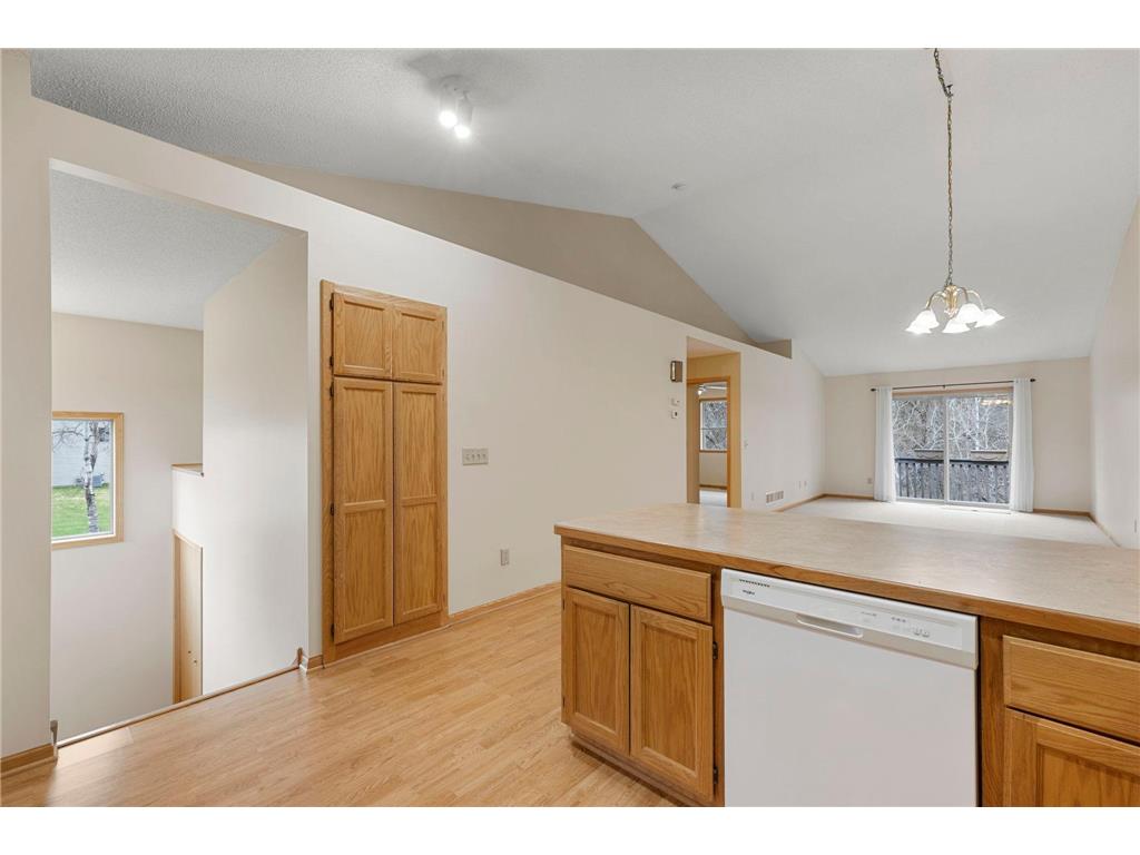 22200 Zion Parkway Oak Grove MN 55011 7059878 image11