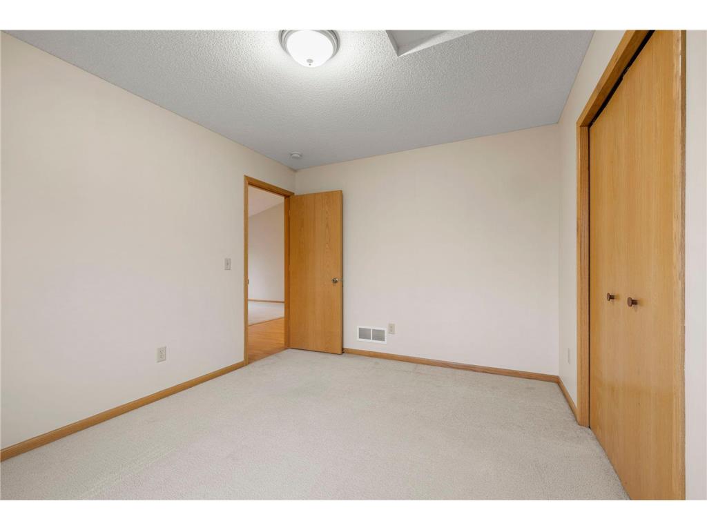 22200 Zion Parkway Oak Grove MN 55011 7059878 image28