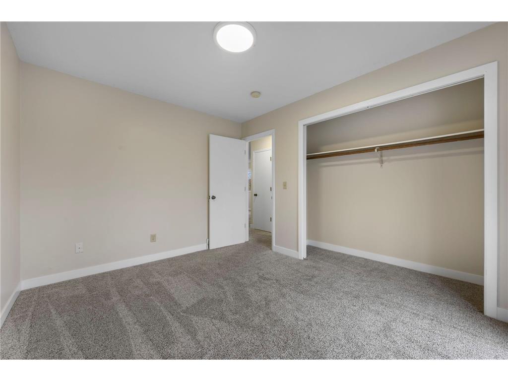 2221-2223 W 82nd Street Bloomington MN 55431 7077830 image14