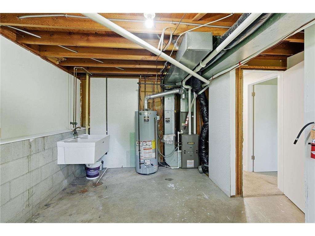 2221-2223 W 82nd Street Bloomington MN 55431 7077830 image27